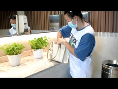 Draagbare video van het proces voor specifiek gebruik van bidet